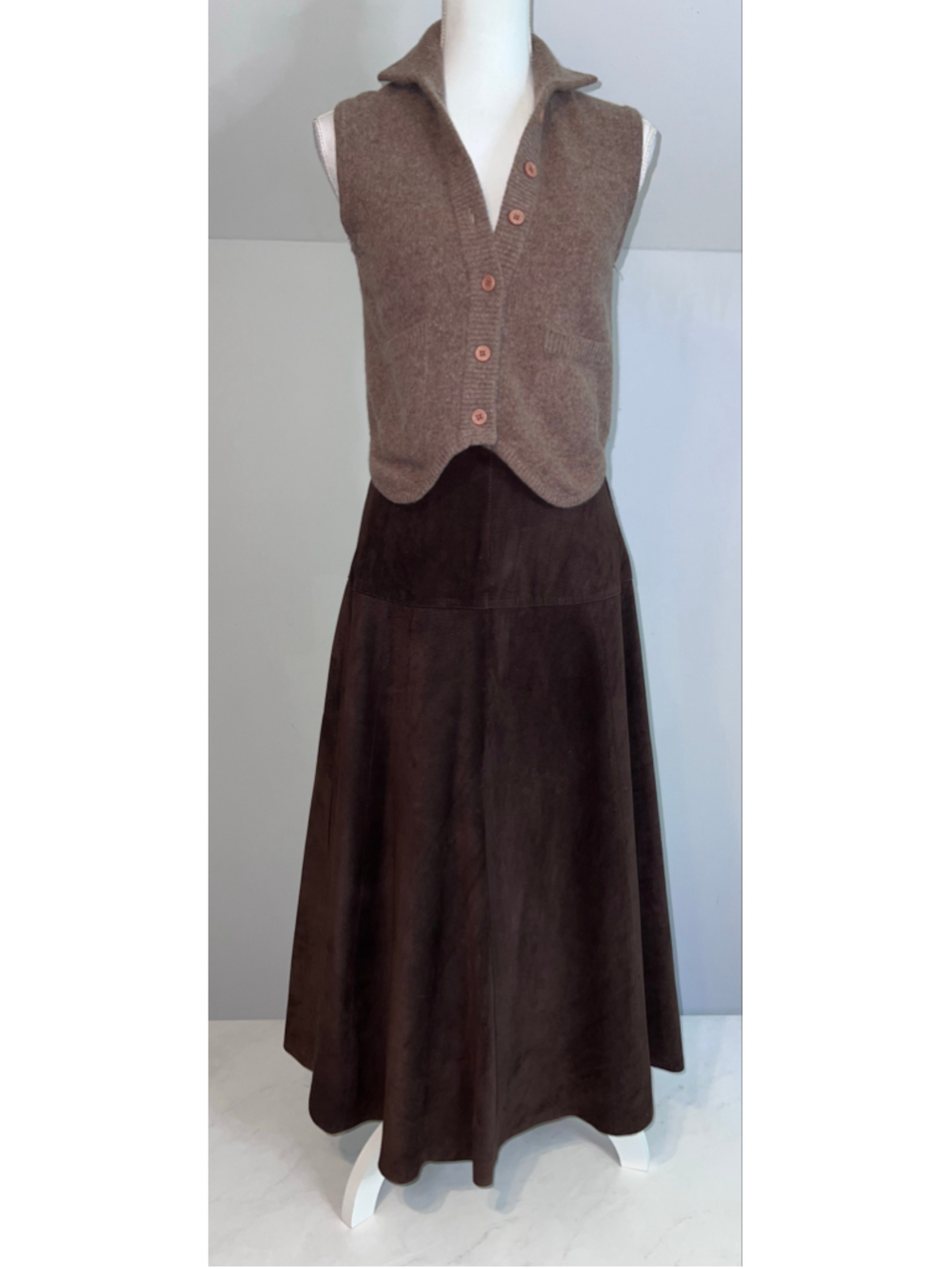 VTG Marlyn Traditions Ltd Brown Suede Maxi Skirt Size XS-S